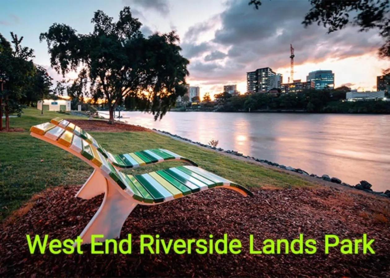 Daire Modern 3Br Riverside Apt W Parking Near Shops And Park Brisbane